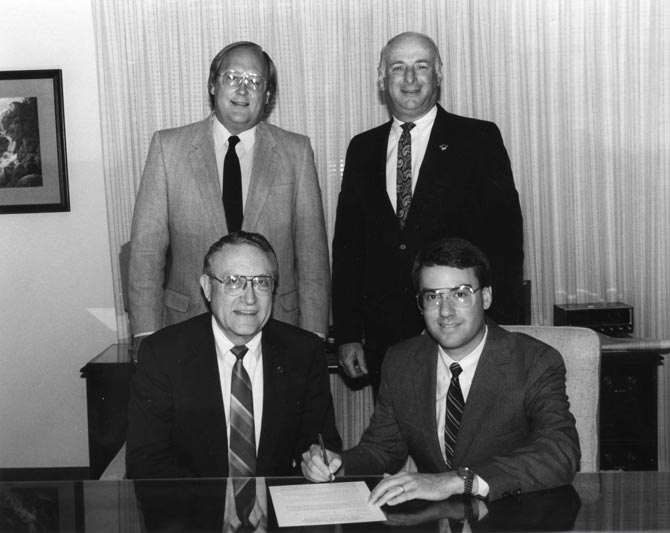 Greg-Bruner-Chevrolet-Dealer-Signing-1990